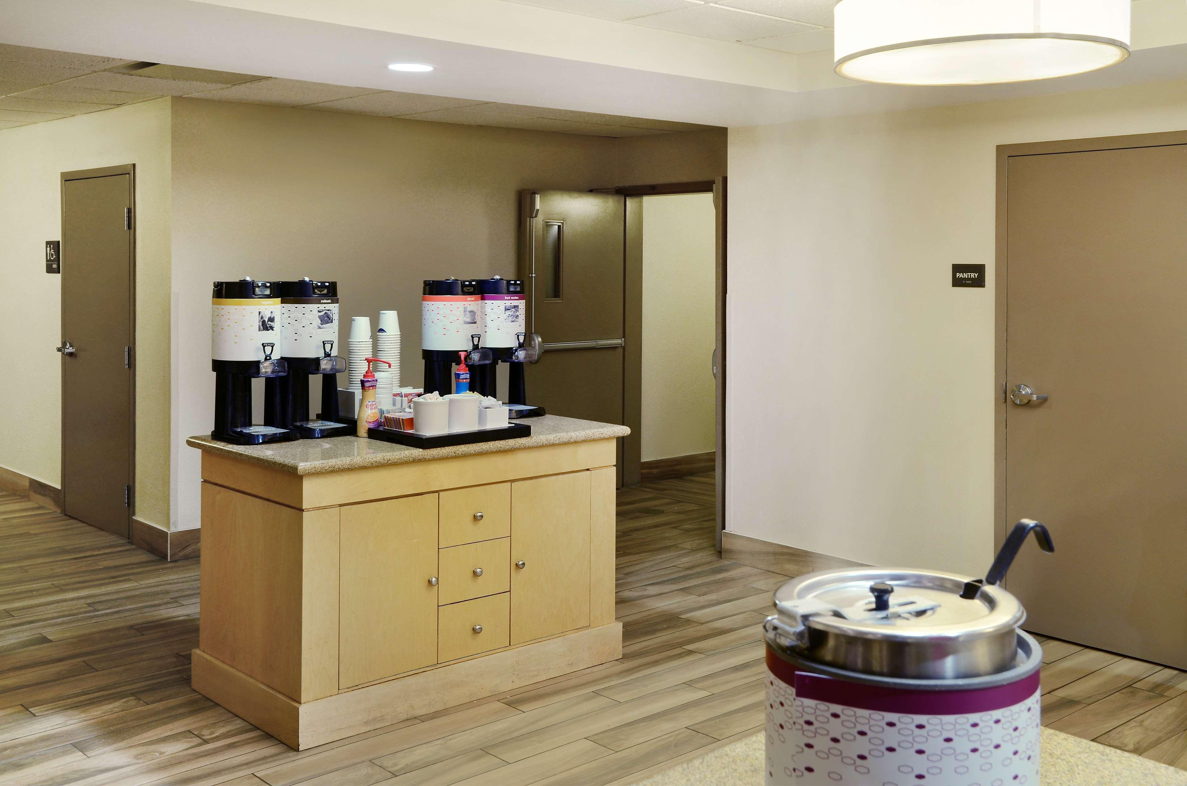 Hampton Inn & Suites סאינט ג'ון מראה חיצוני תמונה