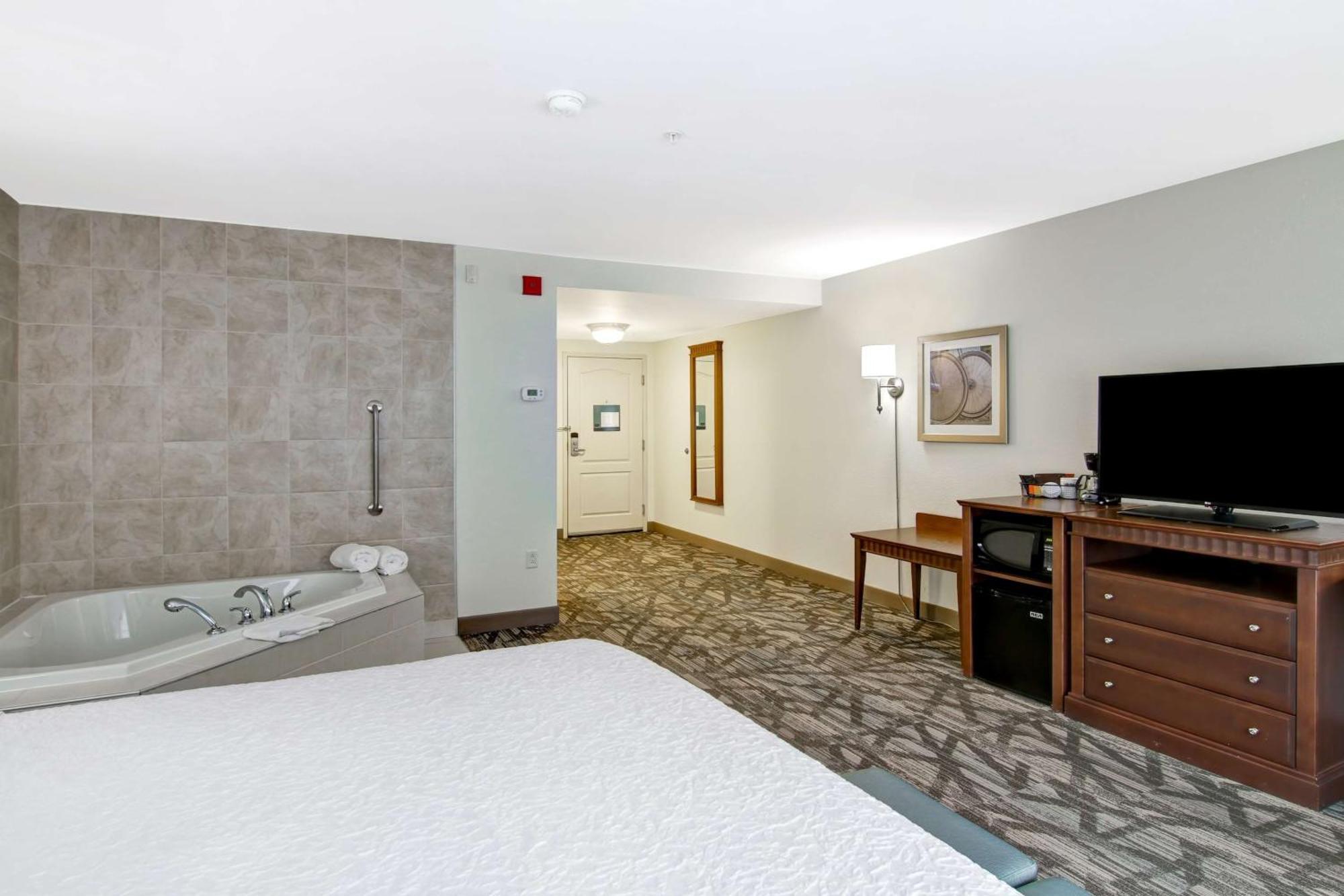 Hampton Inn & Suites סאינט ג'ון מראה חיצוני תמונה